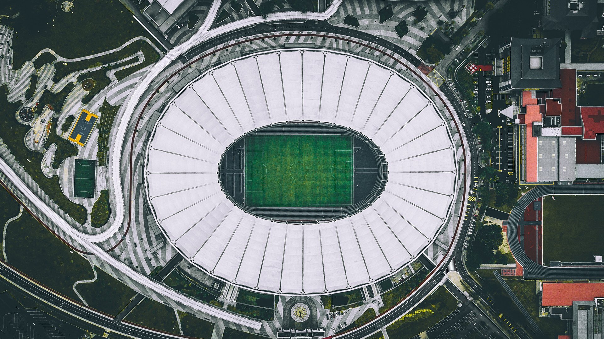 熊猫体育世界杯2026-当蓝军碾过红牛，加维在风暴眼加冕为王—一场关于唯一的足球叙事